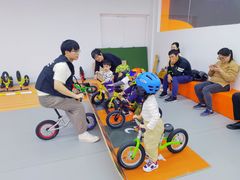 -Kiddo趣多儿童滑步车骑行会(宏泰广场店)