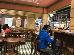 大堂-大食代美食广场(上海中心店)