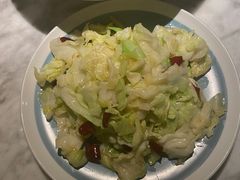 手撕圆白菜-懒人盐府人家(航天桥店)