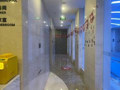 -跃动游泳健身俱乐部(新华传媒店)