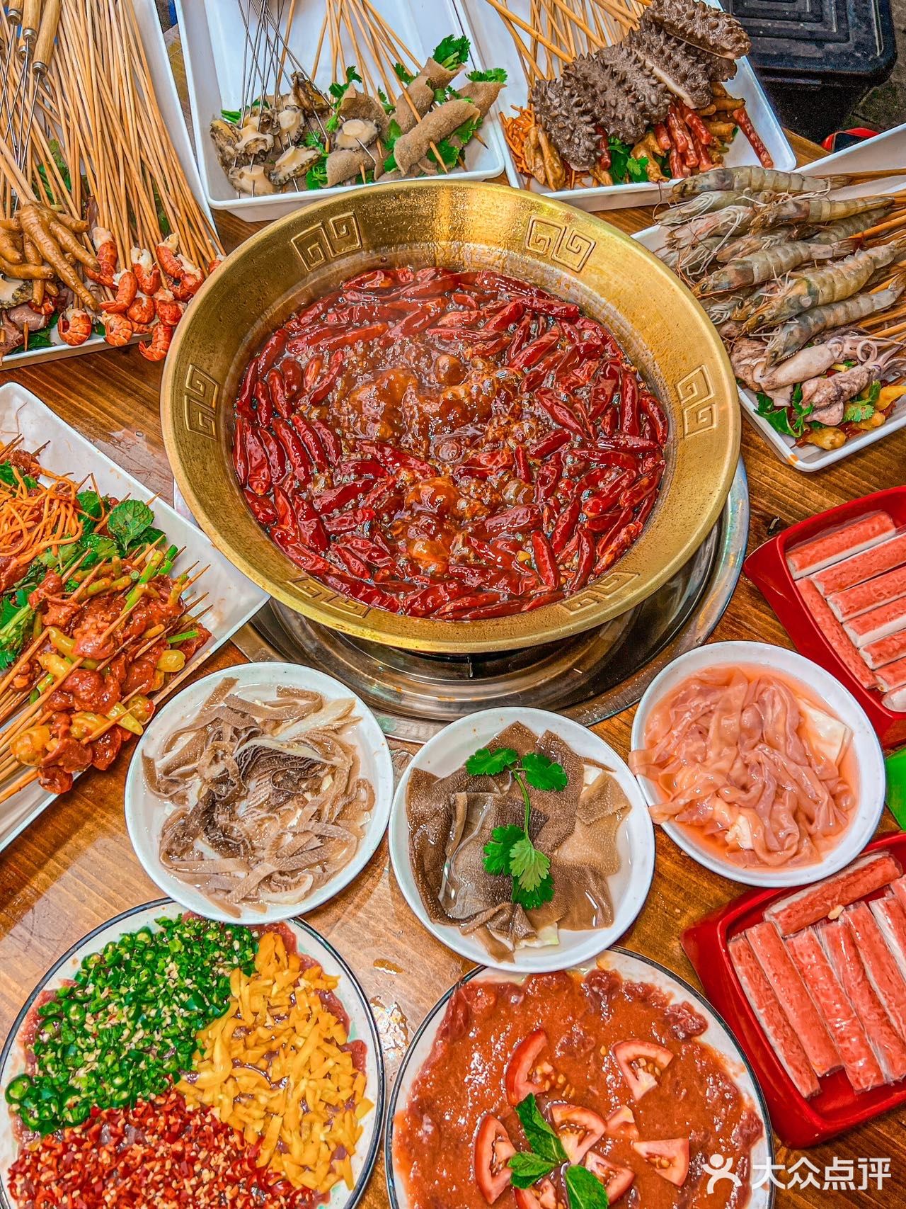 重庆恰饭记 | 吃一次想两次的串串儿🍢 