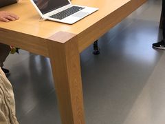 -Apple零售店(新街口店)