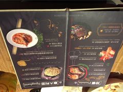 -玛格萝妮(汇智国际商业中心店)