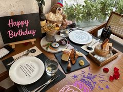 -Mark&Mars Restaurant