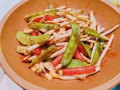 -蜀香格格•剁椒鱼头(龙西店)