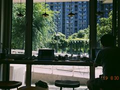 -Cafe Villa