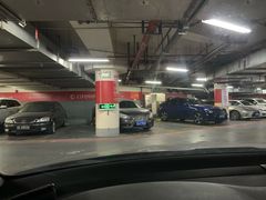 -日月光中心-停车场