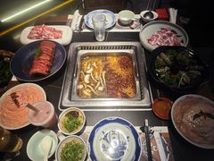 麻辣菌汤双拼锅-大隐·成都火锅Bistro(合生麒麟新天地店)
