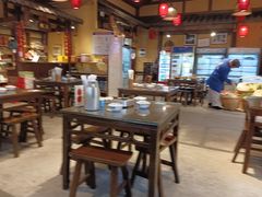 -富正毅三下锅·湘西韵味(天门山索道店)