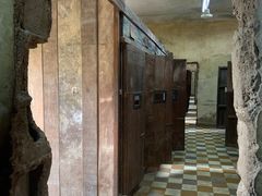 -吐斯廉屠杀博物馆