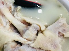 -雷祖芳老妈蹄花店