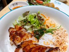 猪颈肉捞檬粉常温-越小品·越南餐厅(布吉万象汇店)