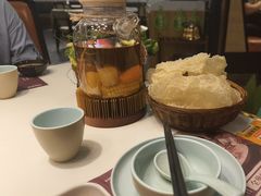 -洪氏嗨捞·猪肚鸡火锅(阳光天地店)