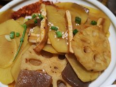 辣卤素菜-二孃鸡爪爪(东风路总店)