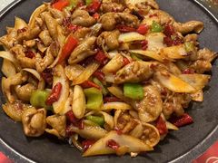 干锅肥肠-福阿婆老牌湘菜(大润发店)