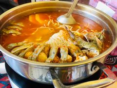 -弘烨 贵州酸汤 鱼火锅(东财店)