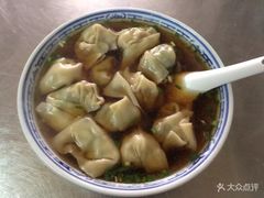 半菜半肉-古徽州馄饨店(宝安路店)