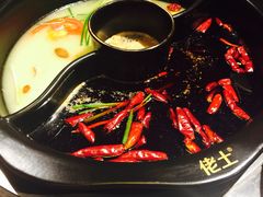 -佬土鹅肠火锅(解放路店)