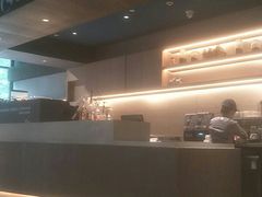 -瑞幸咖啡(巴黎春天陕西路店)