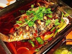 -万州烤鱼江湖菜(圣地阳光店)