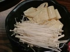 -呷哺呷哺(松江开元店)