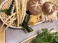 -一绪に寿喜烧(荟聚店)