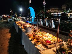 自助取餐区-亚龙湾希尔顿自助餐厅·海鲜·烧烤·沙滩BBQ·现场乐队