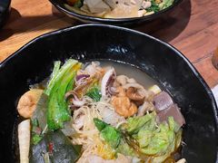 -万记麻辣烫国展总店