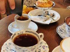 -Café Monson