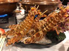-鲜入围煮花胶鸡海鲜火锅
