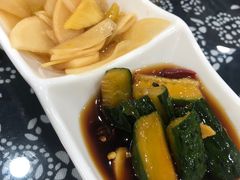 -八两八金·莱芜特色炒鸡(市南漳浦路店)