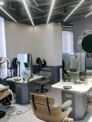 -PE SALON 