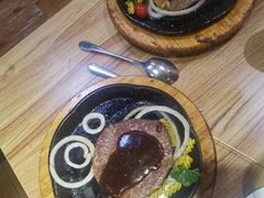 -菲尼克斯牛排店(杉杉奥特莱斯店)