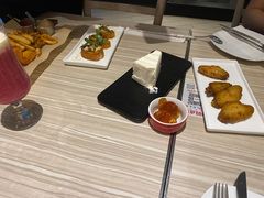 -必胜客(联投东方店)
