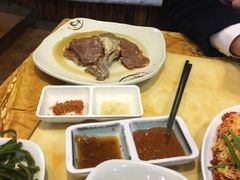 -牛信亭韩国料理·炭火烤肉(紫藤路店)
