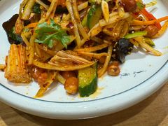 -青瓦餐厅·生鱼片·韩园烤肉(西塔店)