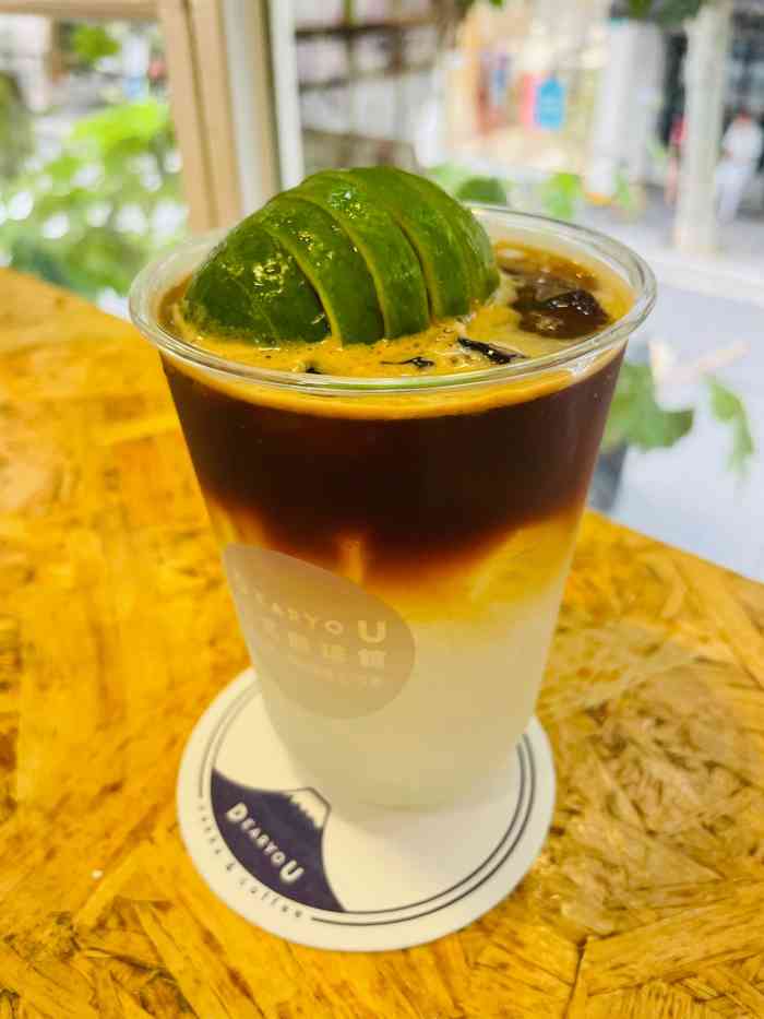 主打的海盐抹茶拿铁味道非常好抹茶味道浓郁而且很丝滑完全不像我自己