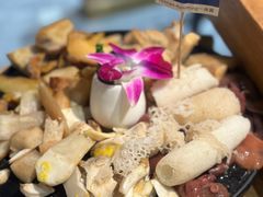-一朵菌·野生菌探索家火锅(南亚店)