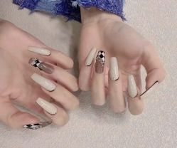 -兔猫ToMoreNails美甲美睫