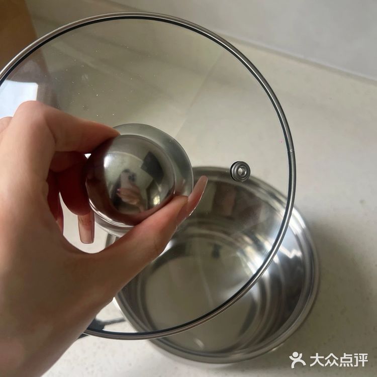 身为一个打工人，每天中午都为吃啥发愁。今天心