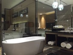 -广州白云机场雅高铂尔曼大酒店