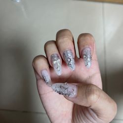 -晨·艺美甲美睫