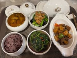 -安雅国际月子会所(拱北森宇富通店)