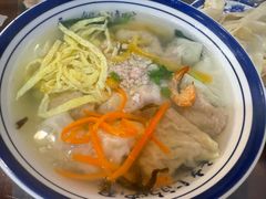 鲜肉馄饨-长人馄饨铺(解放街店)
