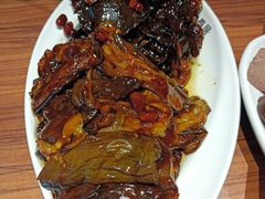 -六泰居·尔滨地标·东北菜(松北店)