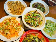 -先启半步颠·川菜小炒