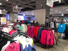 -唯品会(北京国瑞城店)