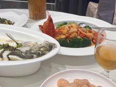 -万龙洲海鲜(大兴绿地缤纷城店)