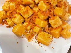 -新大咀港式茶餐厅(宝山万达店)