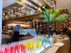 -雍和会海鲜姿造自助(湖东路店)